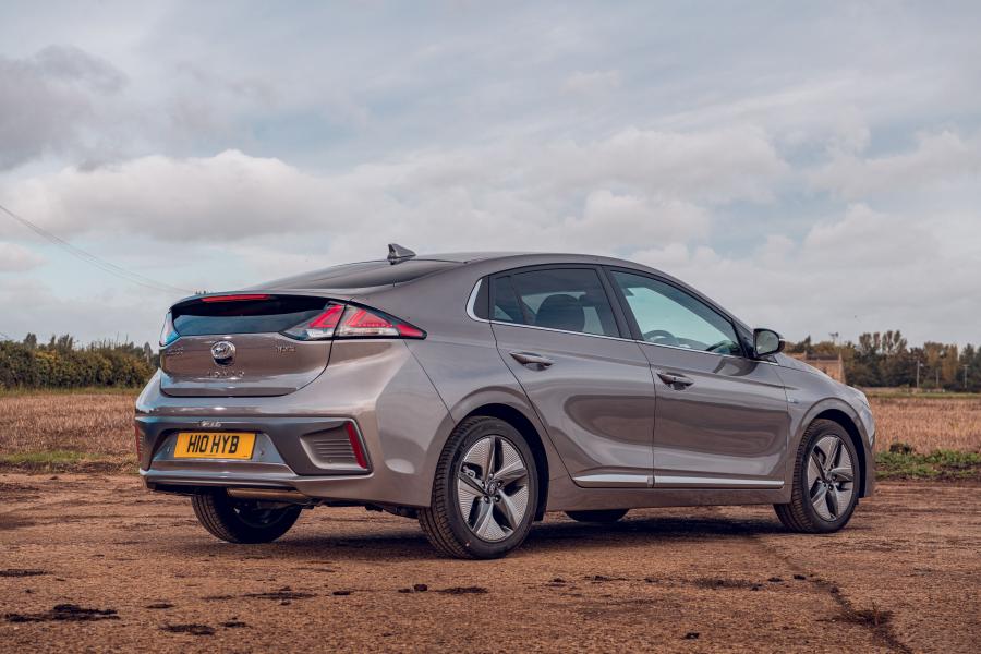  Hyundai IONIQ hybrid (AE) 2019 года  (UK) (фото 18 из 42)